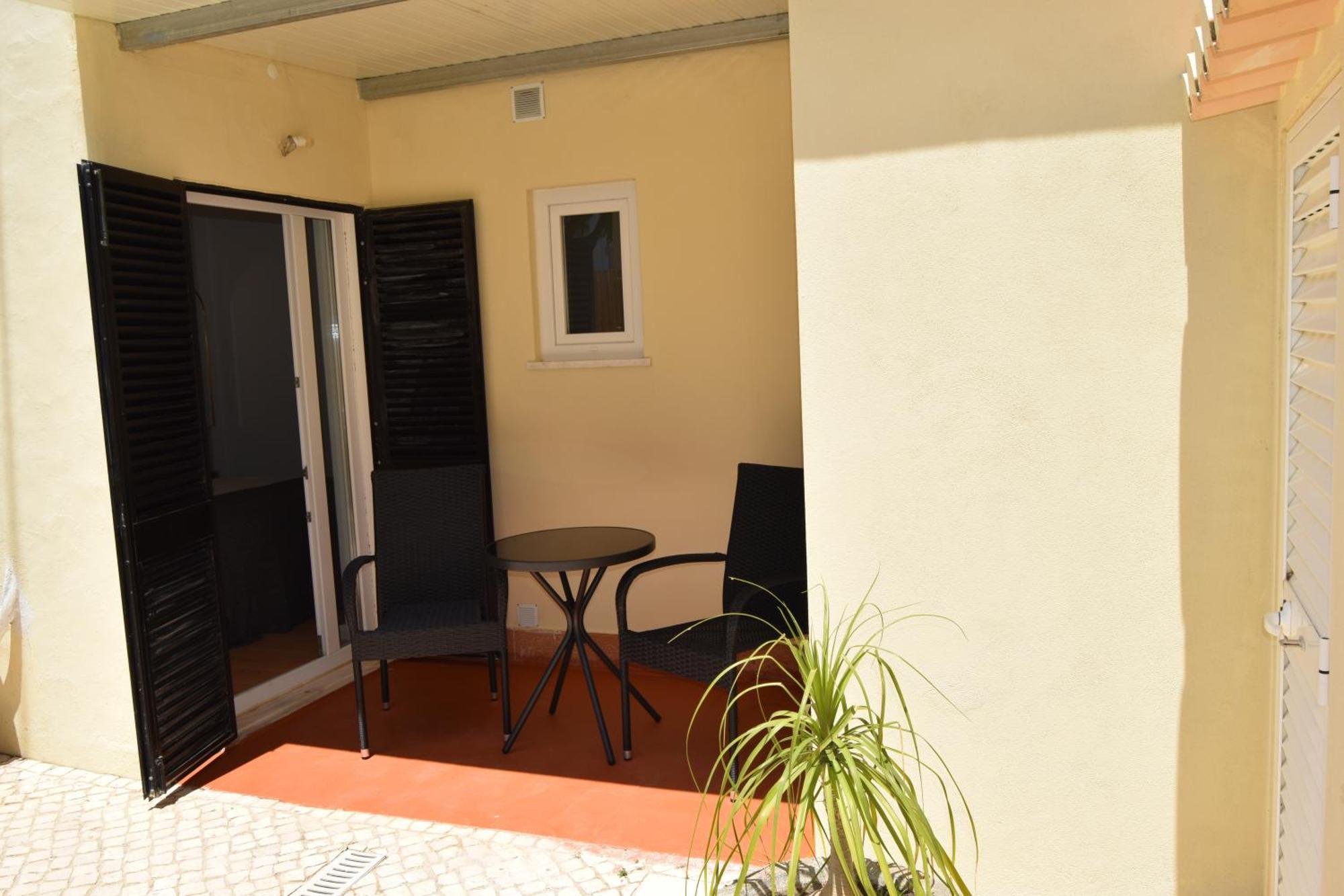 Family House Ξενοδοχείο Λάγος Εξωτερικό φωτογραφία